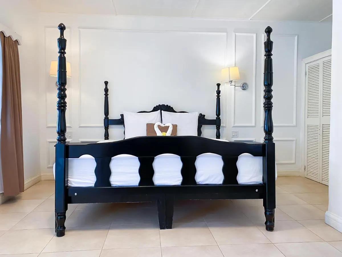 Merrils Deluxe Negril